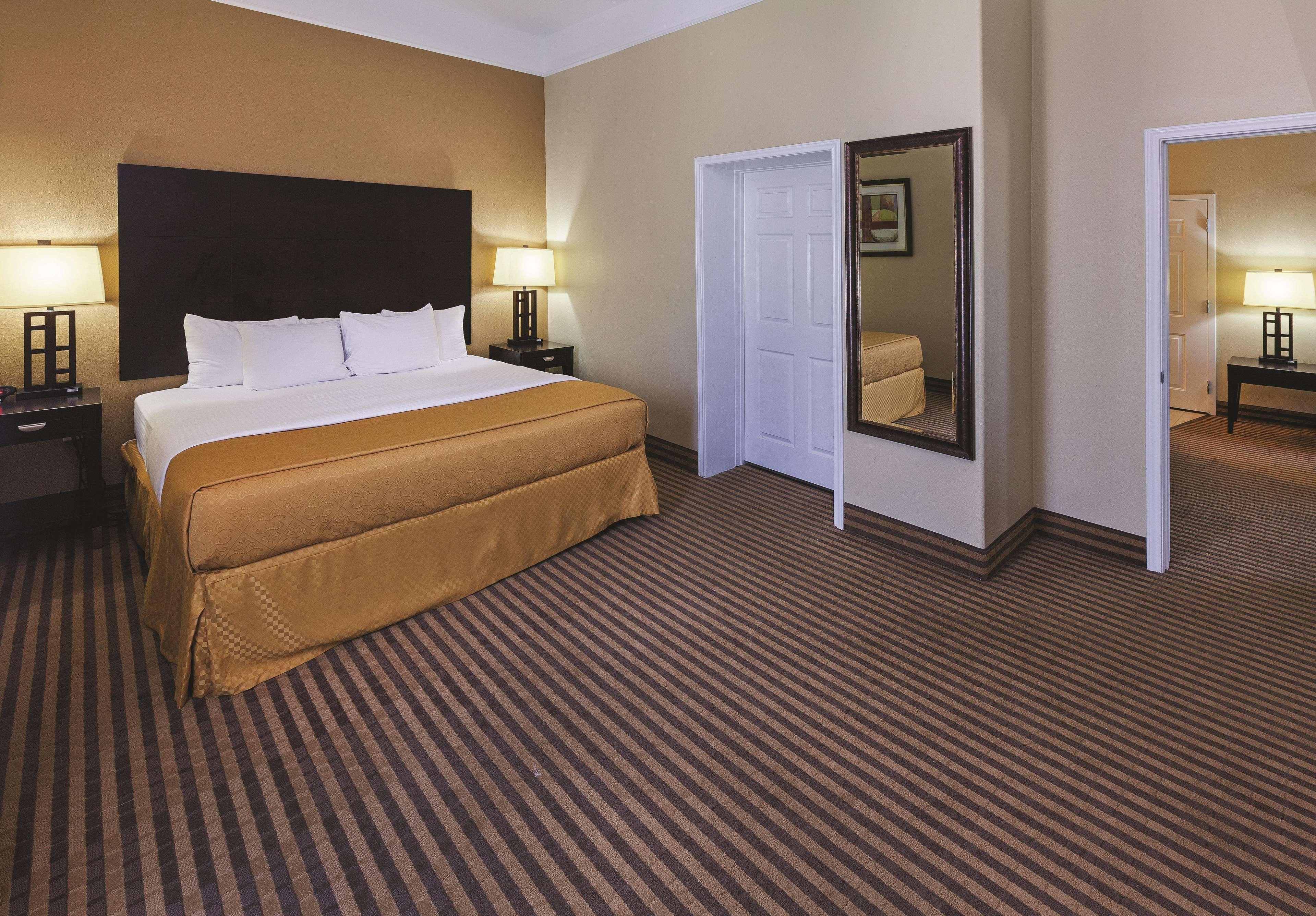 La Quinta By Wyndham 3* Livingston